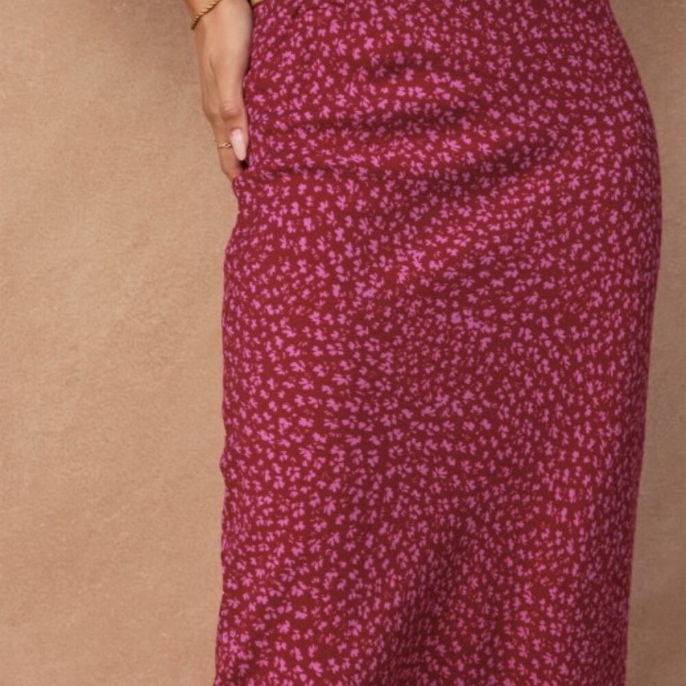 Wildflower Poise Lace Detail Pencil Skirt